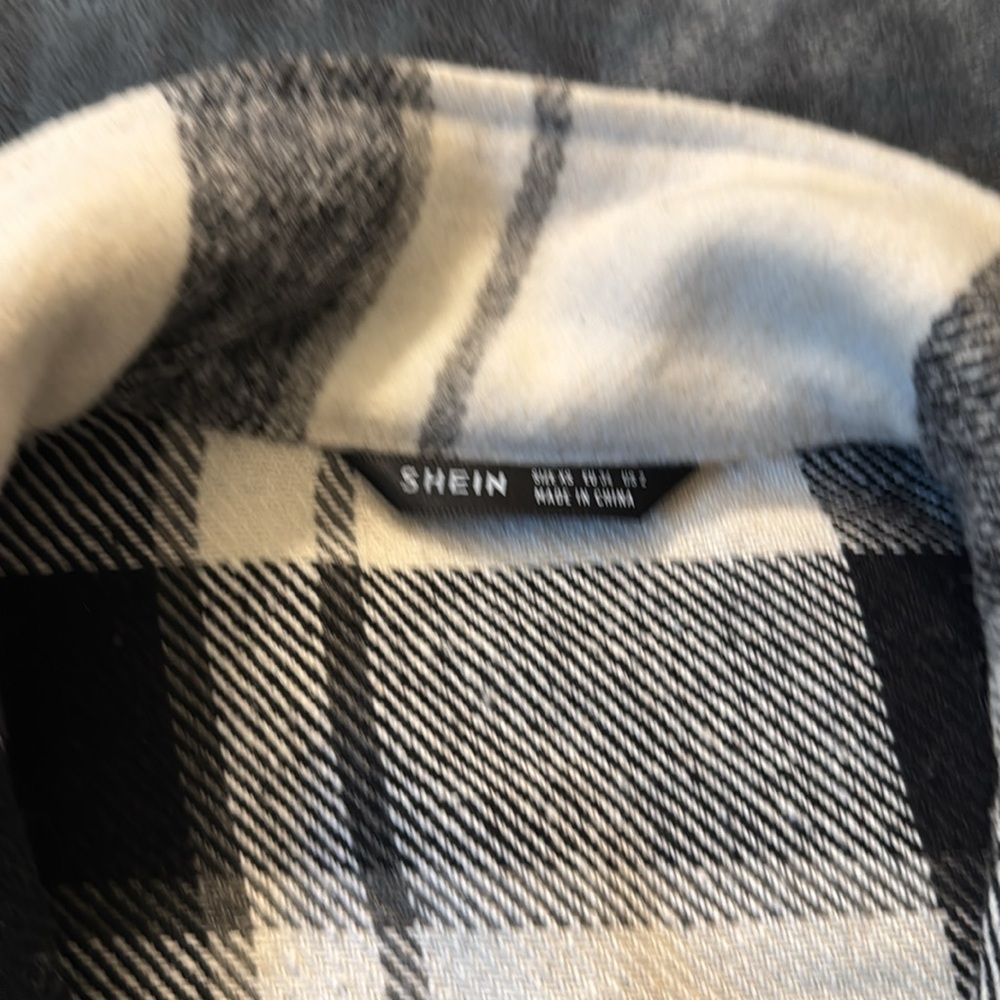 cropped plaid jacket - Picture 3 of 6